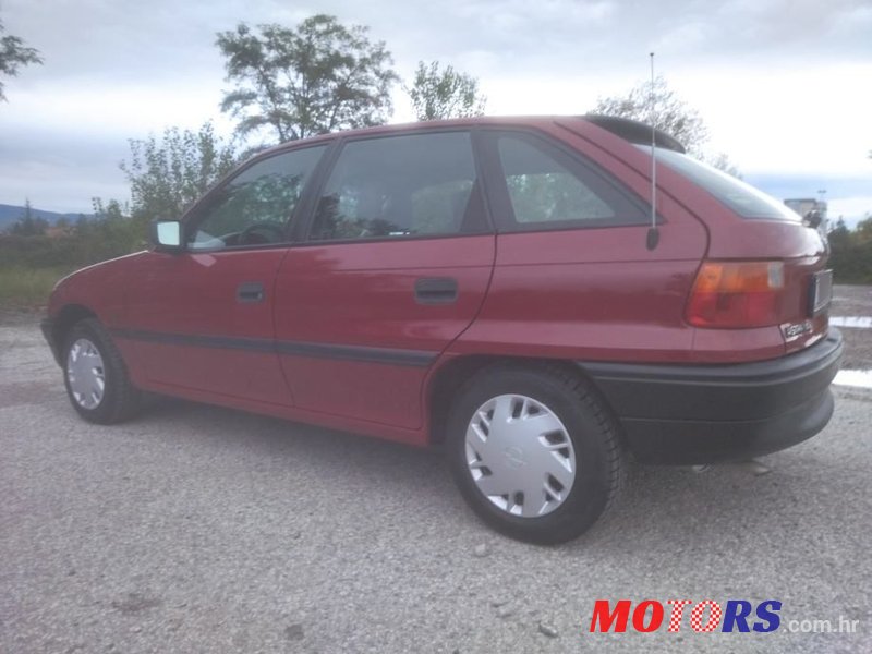 1994' Opel Astra Gl photo #3