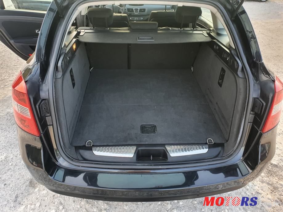 2008' Renault Laguna Grandtour 2,0 Dci photo #2