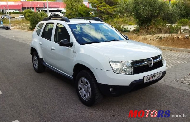 2013' Dacia Duster photo #4