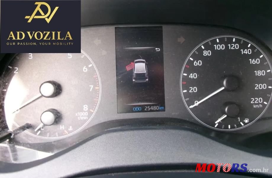 2021' Toyota Yaris 1,0 photo #6