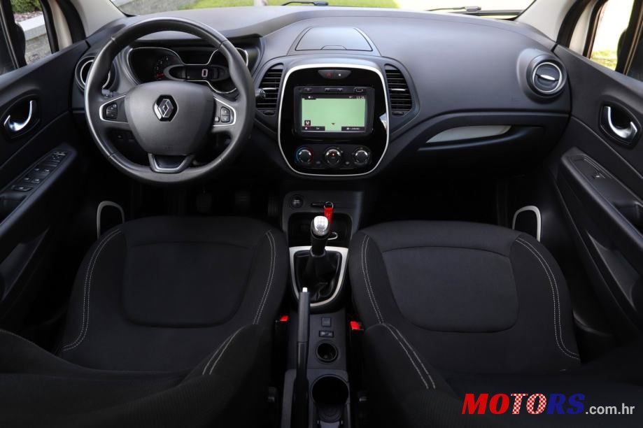 2018' Renault Captur Dci photo #4