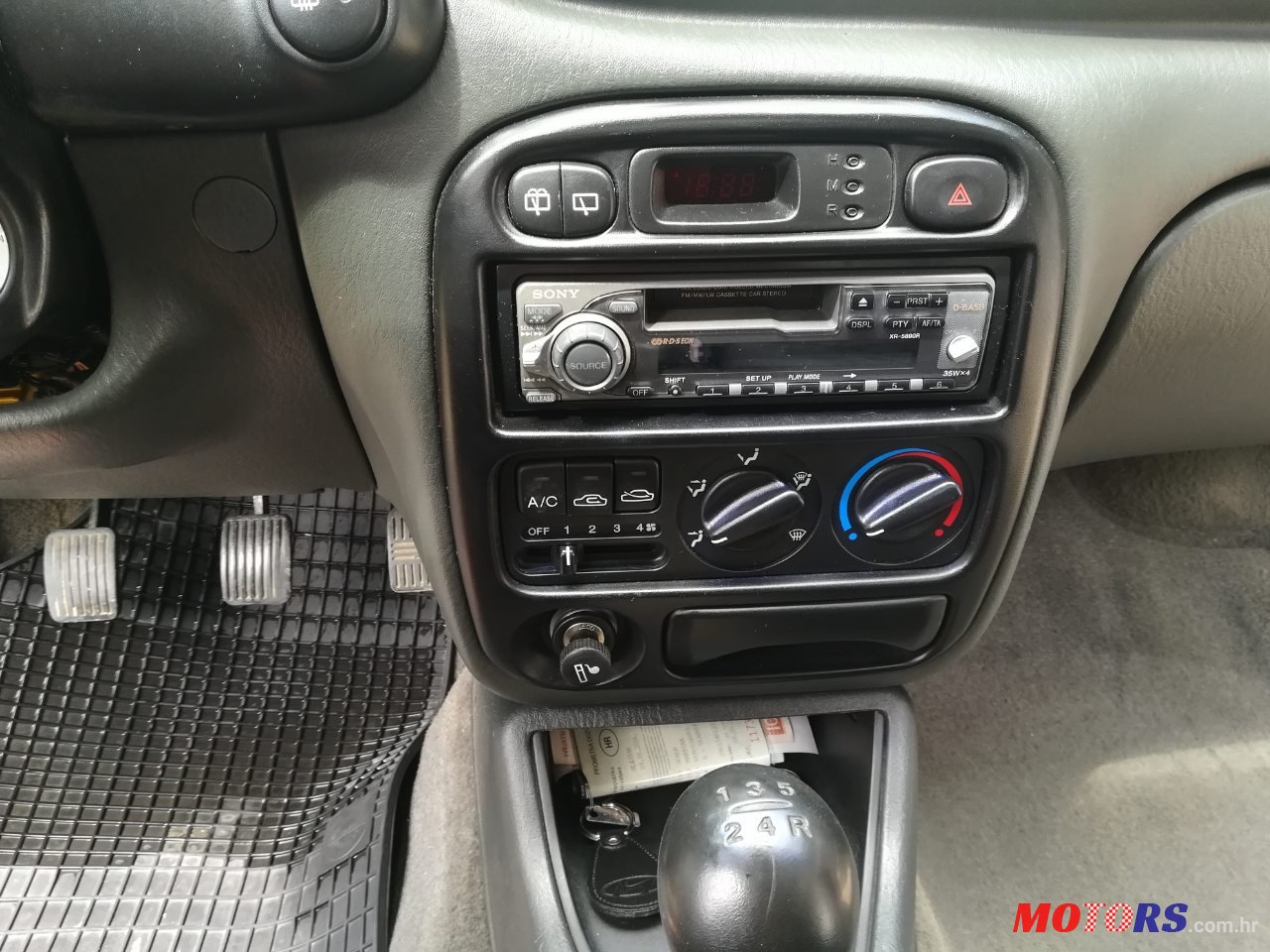 1999' Hyundai Accent GLS photo #4