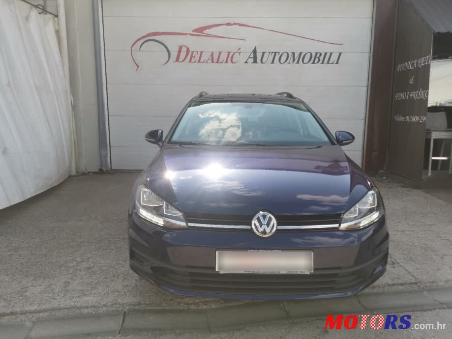 2017' Volkswagen Golf 7 Variant photo #3