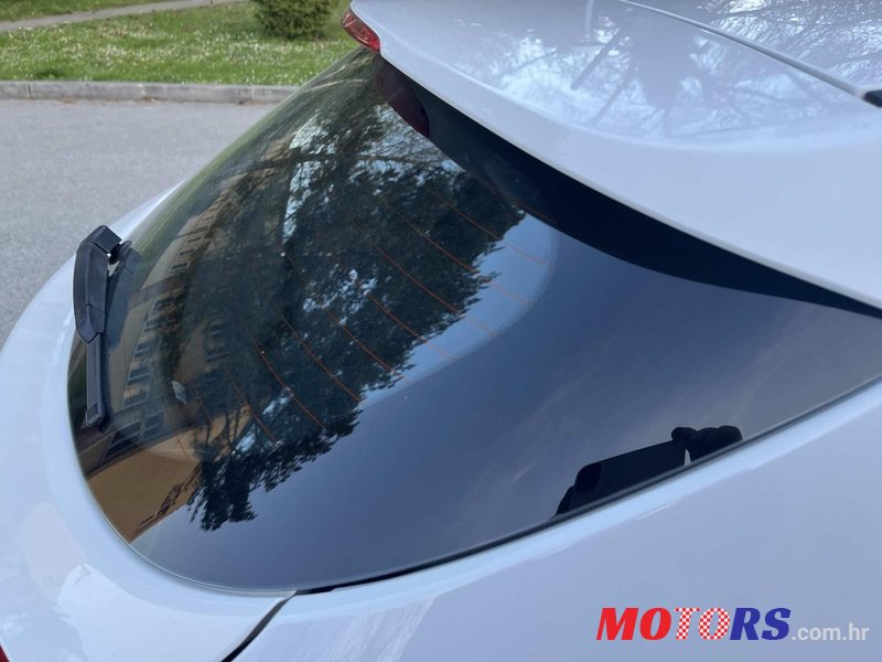 2014' Hyundai i30 1,6 Crdi photo #6