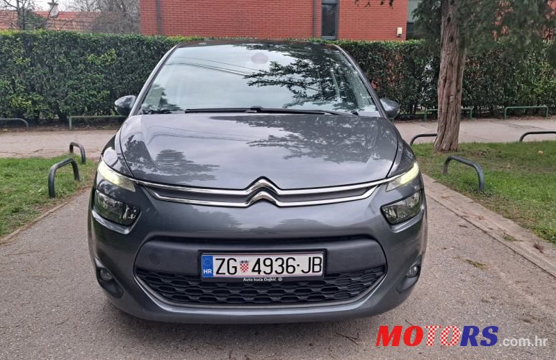 2015' Citroen C4 Picasso photo #2