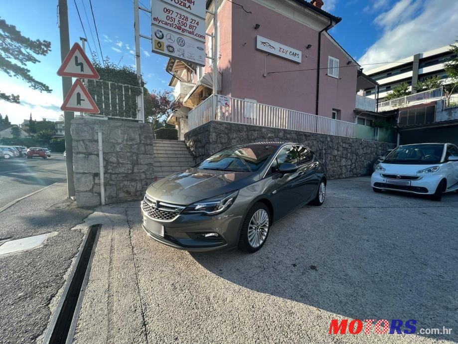2018' Opel Astra 1.6 Cdti photo #1