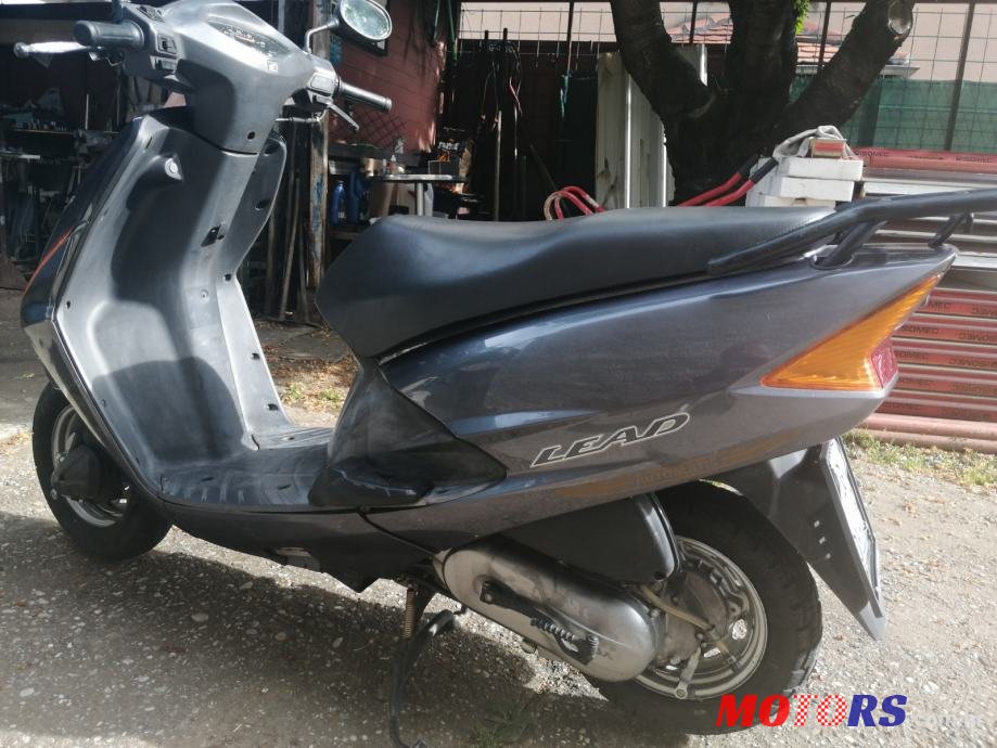 2005' Honda Lead 100 photo #1