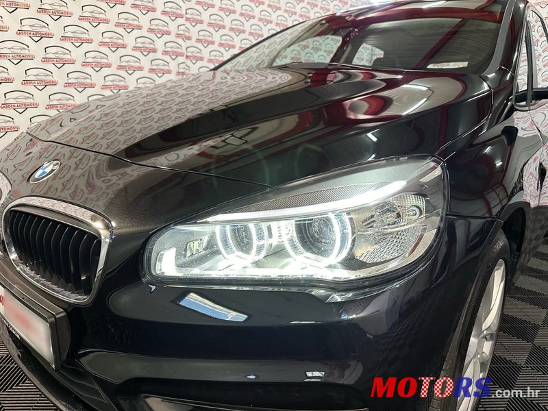 2015' BMW Serija 2 218D photo #5