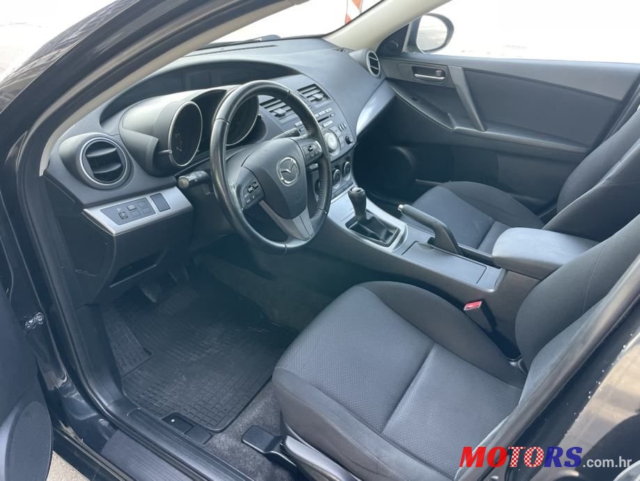 2010' Mazda 3 1.6 Cd 110 photo #5