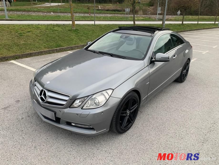 2011' Mercedes-Benz E-Klasa 220 Cdi photo #5