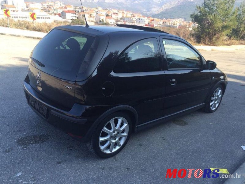 2004' Opel Corsa 1,3 Cdti photo #2