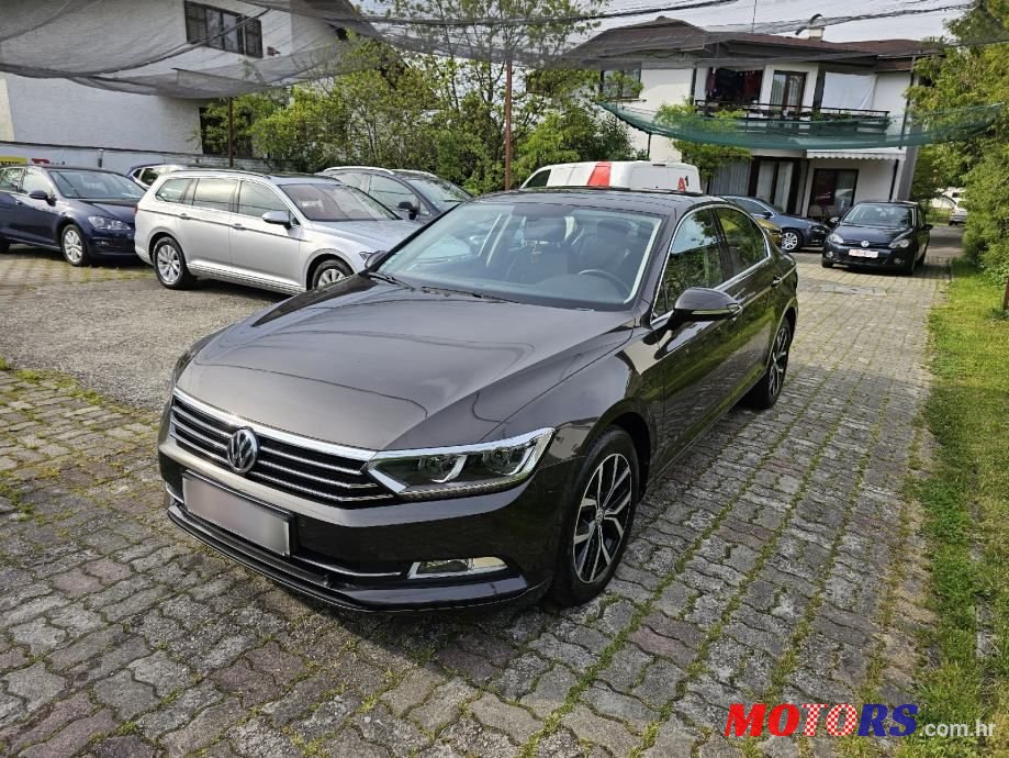 2016' Volkswagen Passat 2,0 Tdi photo #1