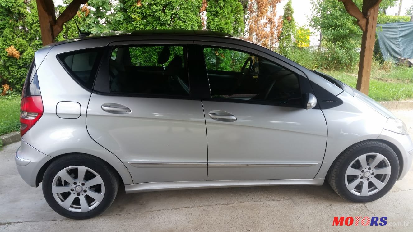 2004' Mercedes-Benz A 200 photo #1