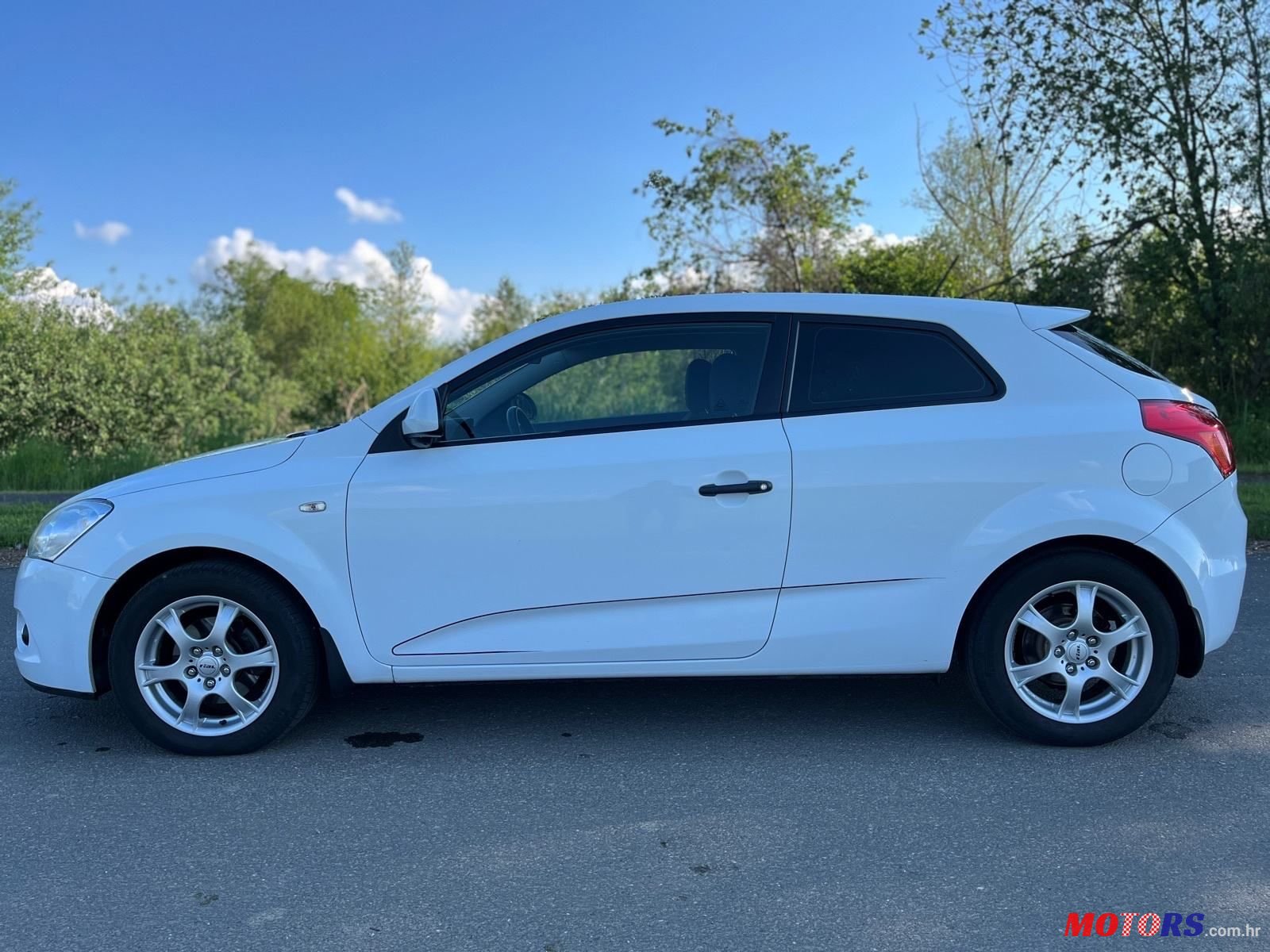 2009' Kia Pro Ceed 1,6 Crdi Lx photo #5