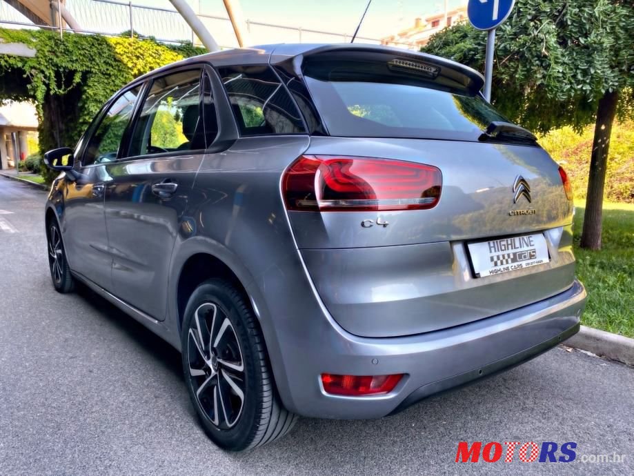 2017' Citroen C4 Picasso photo #4