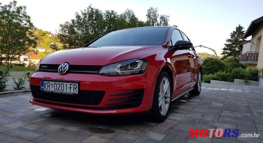 2013' Volkswagen Golf VII 2.0 Gtd photo #1
