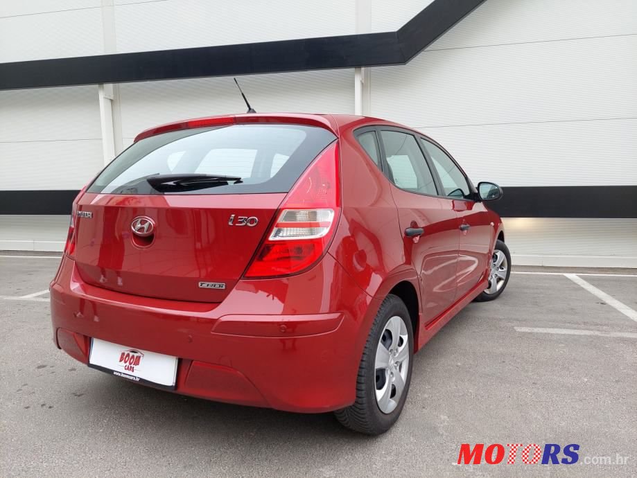 2011' Hyundai i30 1,6 Crdi photo #4