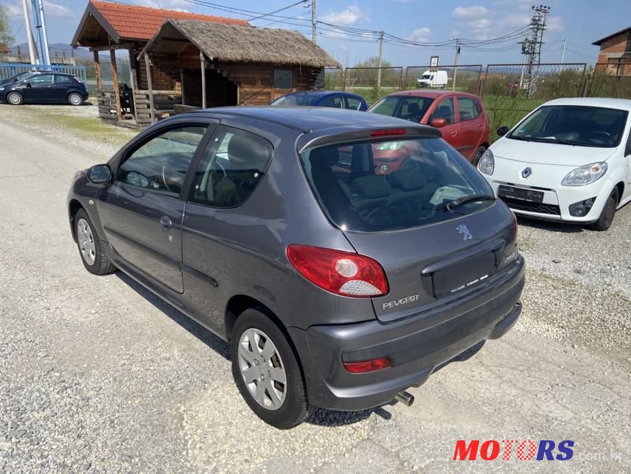 2010' Peugeot 206 1,4 photo #3