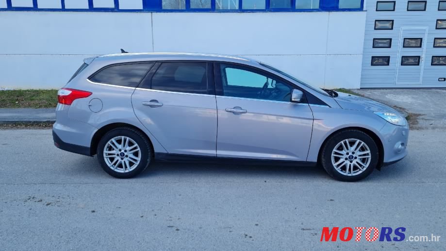 2012' Ford Focus Karavan photo #6