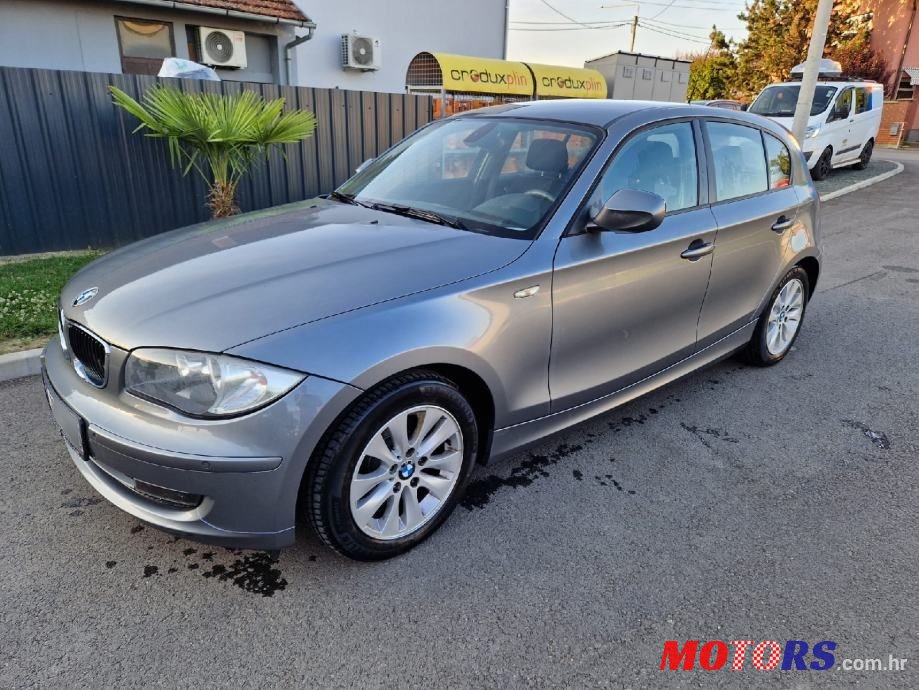 2011' BMW Serija 1 116I photo #1
