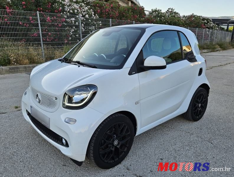 2015' Smart Fortwo photo #5