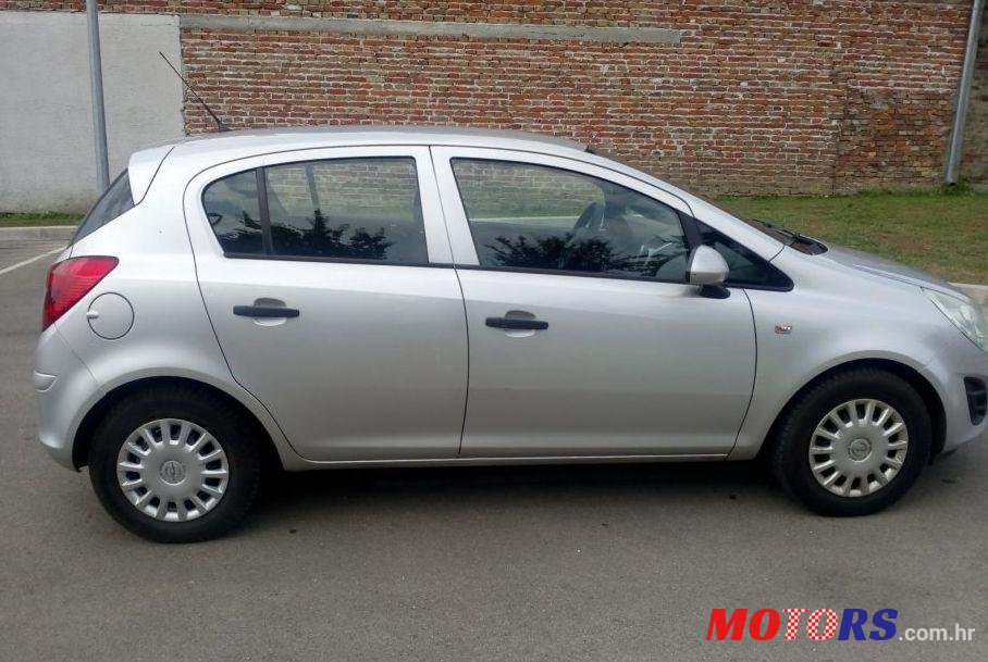 2011' Opel Corsa 1,3 Cdti photo #1