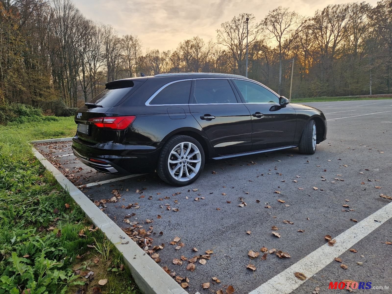 2020' Audi A4 Avant photo #4
