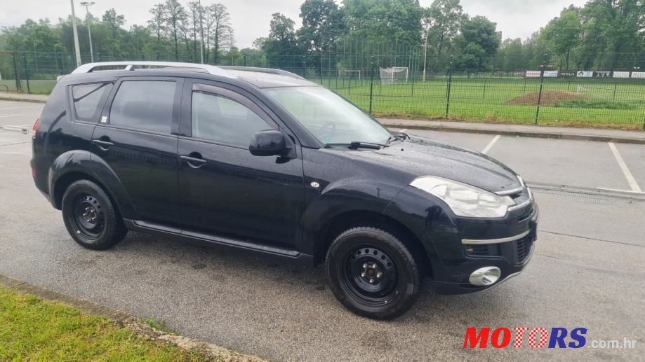 2009' Citroen C-Crosser 2.4 Lpg photo #3