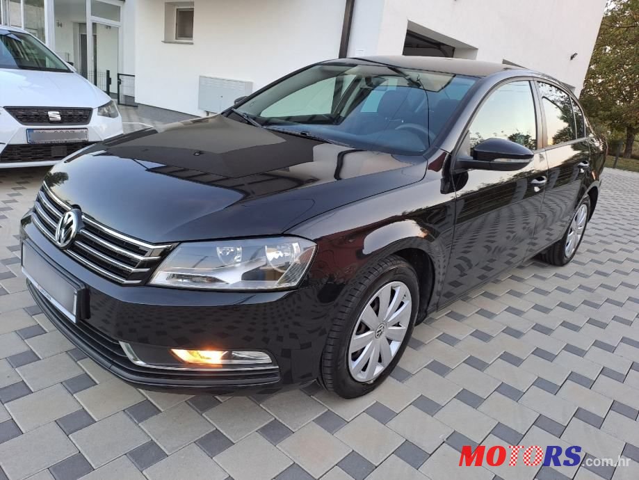 2014' Volkswagen Passat 2,0 Tdi Bmt photo #3