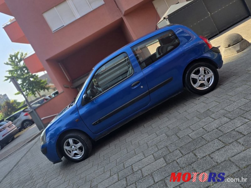 2005' Renault Clio 1,2 photo #4