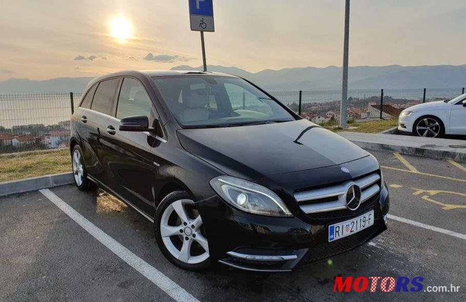 2012' Mercedes-Benz B-Klasa 180 Cdi photo #1