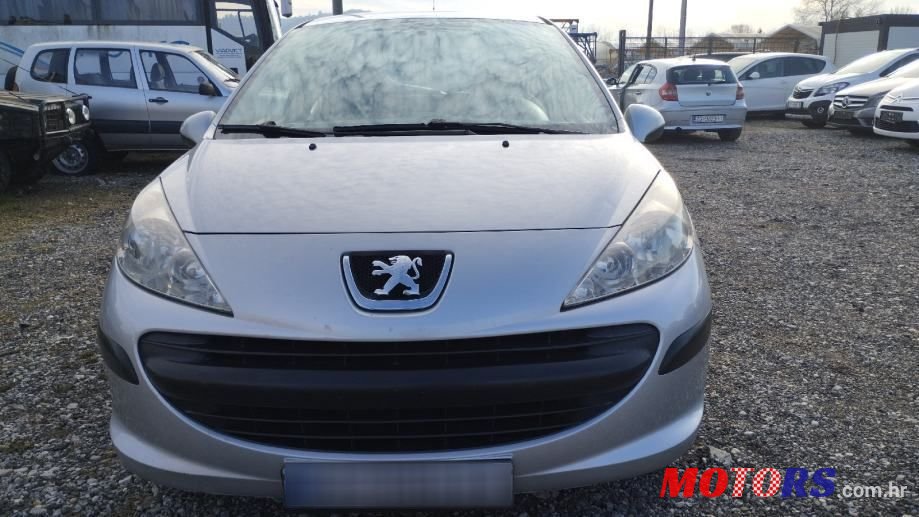 2007' Peugeot 207 1,4 Hdi photo #2