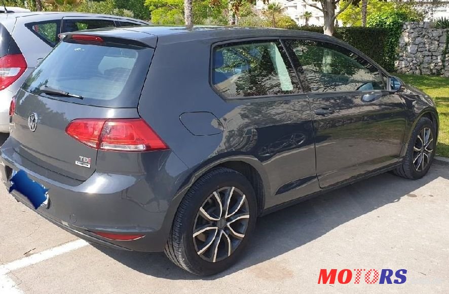 2015' Volkswagen Golf VII 1,6 Tdi photo #3