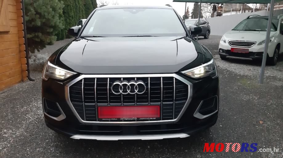 2019' Audi Q3 35 Tdi photo #4