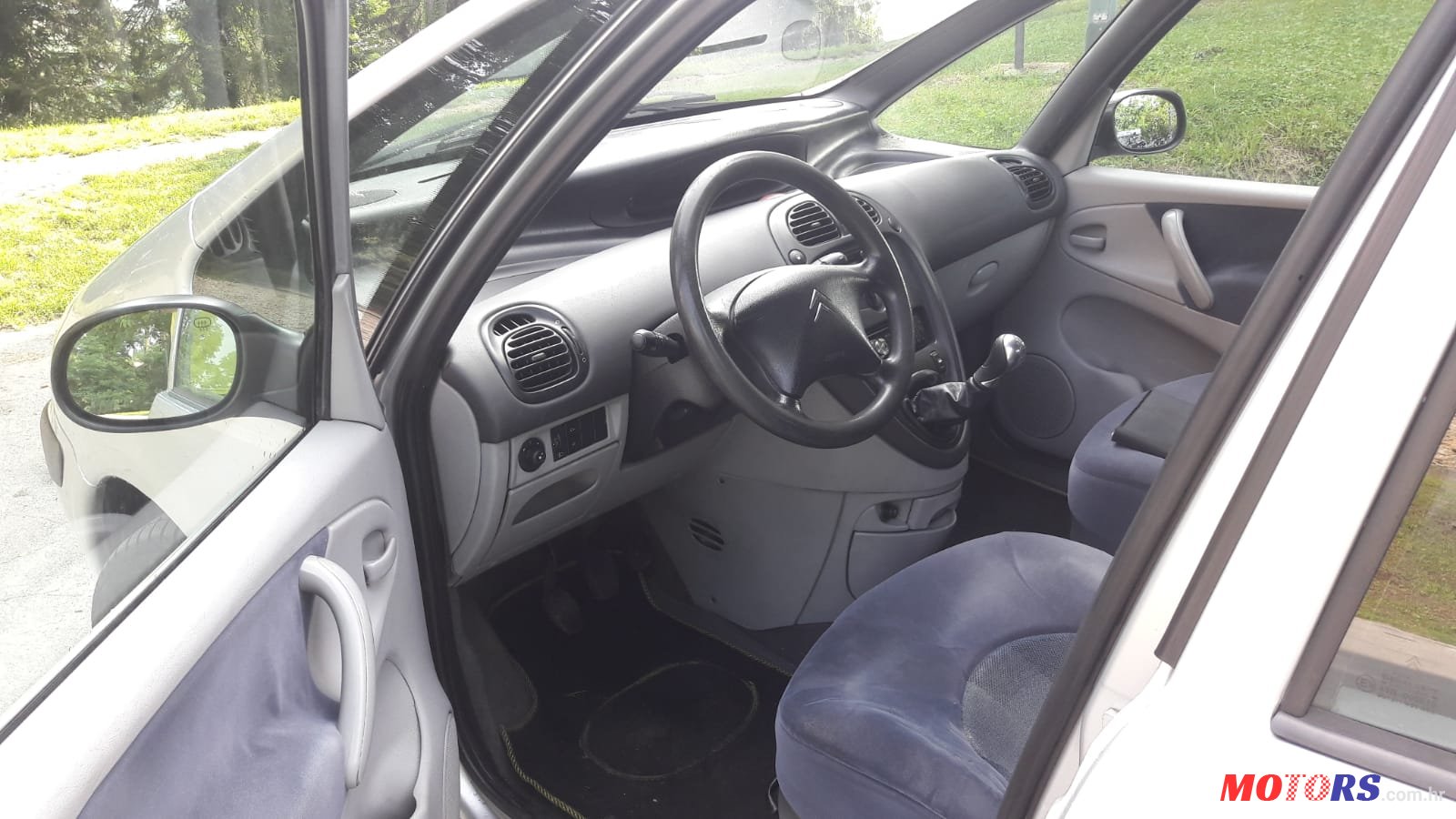2004' Citroen Picasso Xsara Picasso 2.0 Hdi photo #2