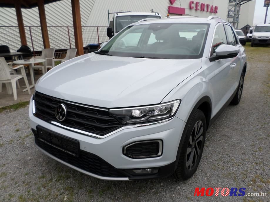 2021' Volkswagen T-Roc 1,5 Tsi photo #1