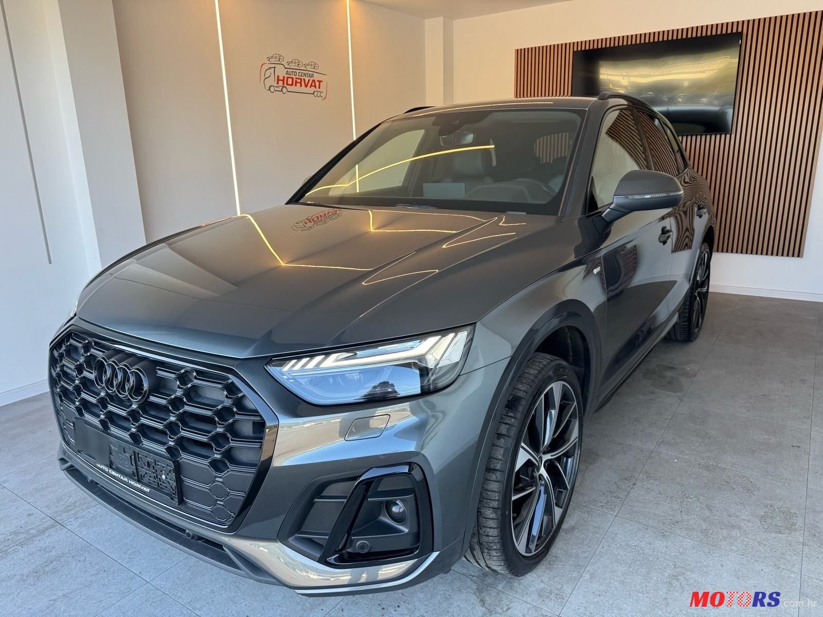 2023' Audi Q5 40 Tdi photo #3
