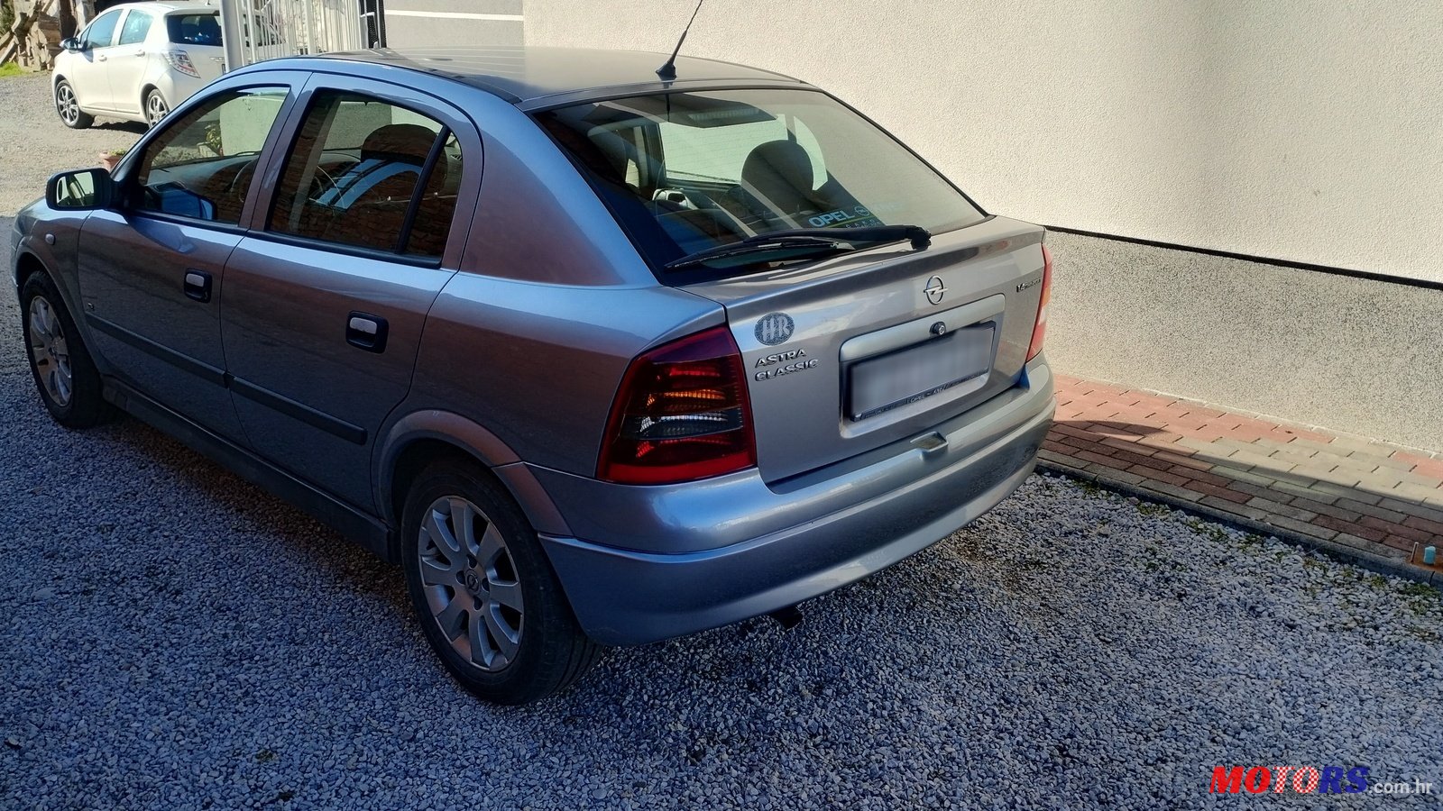 2006' Opel Astra 1.4 16v photo #1