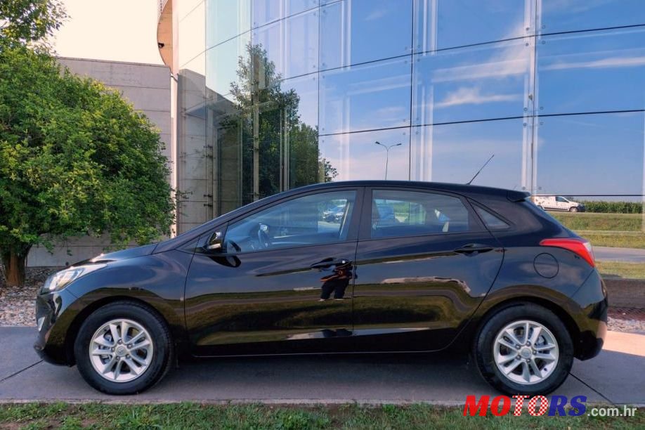 2013' Hyundai I30 1,4 Crdi photo #1