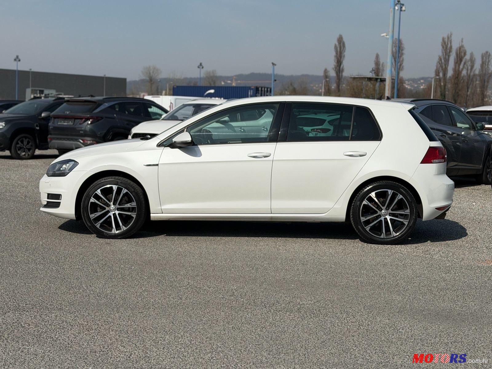 2015' Volkswagen Golf VII photo #4