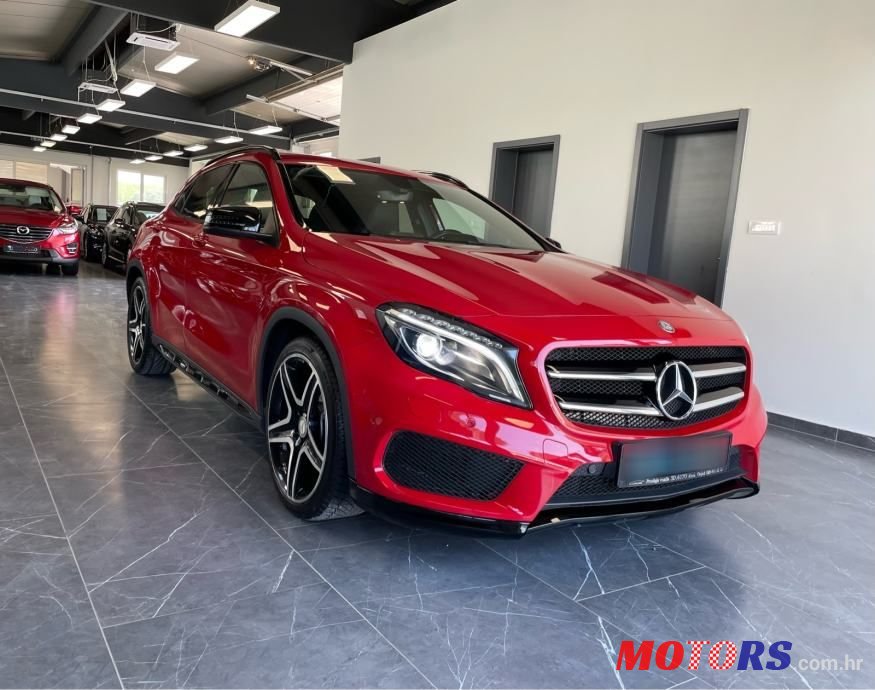 2017' Mercedes-Benz GLA photo #1