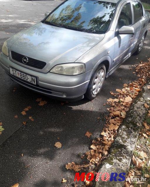 2001' Opel Astra 1.4 16V photo #1