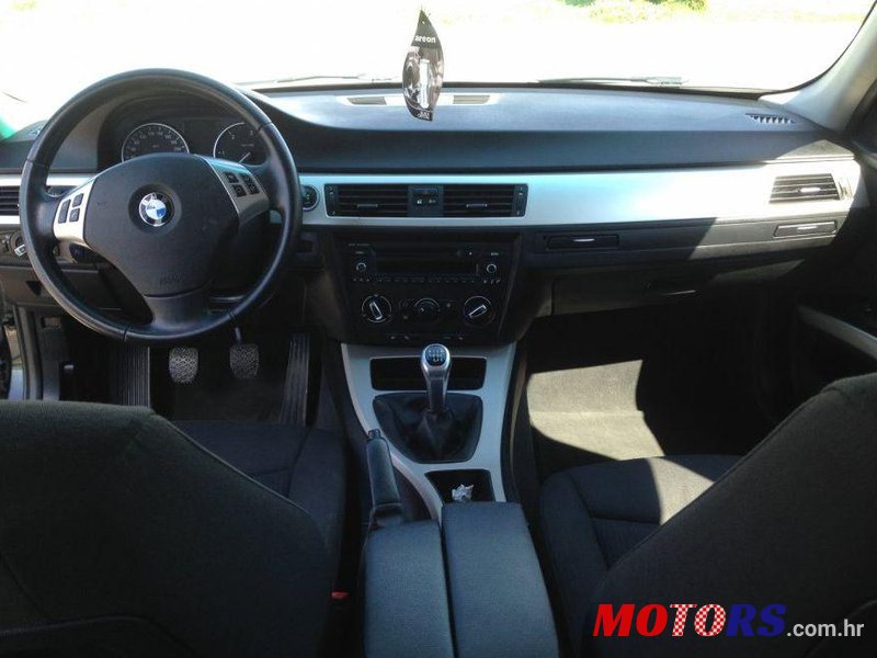 2011' BMW Serija 3 Touring 320D photo #1