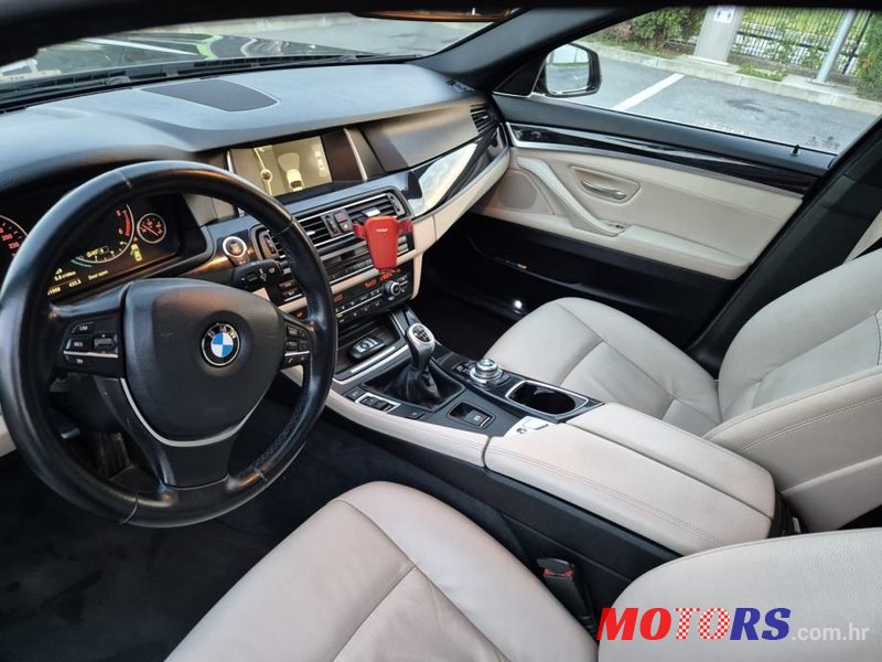 2014' BMW Serija 5 518D photo #5