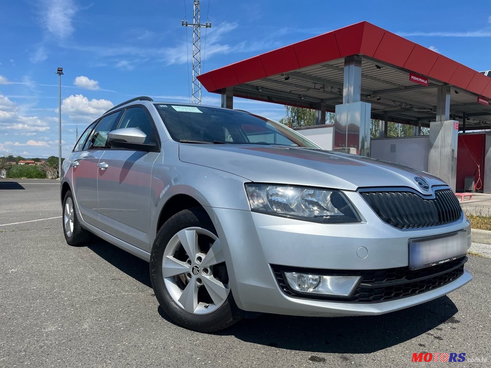 2014' Skoda Octavia Combi photo #1