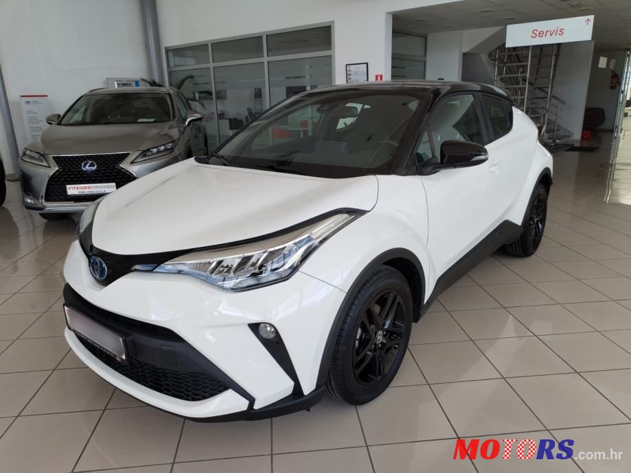 2023' Toyota C-HR 1,8 photo #1