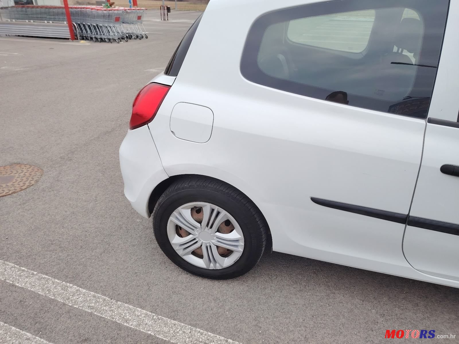 2010' Renault Clio 1,5 Dci photo #4