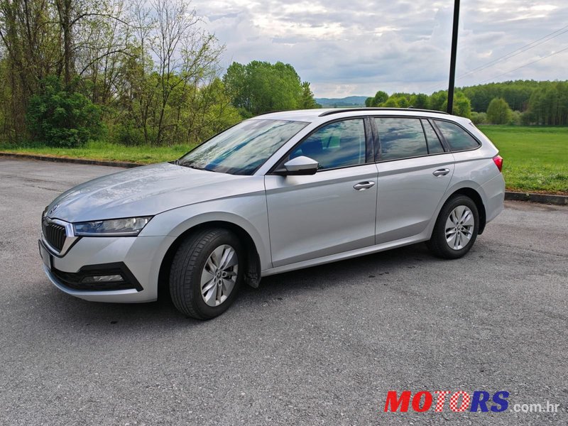 2023' Skoda Octavia Combi photo #3