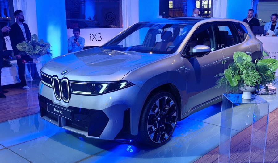 NOVA KLASA BMW iX3 predstavljen u Zagrebu: premium električni SUV koji pomiče granice