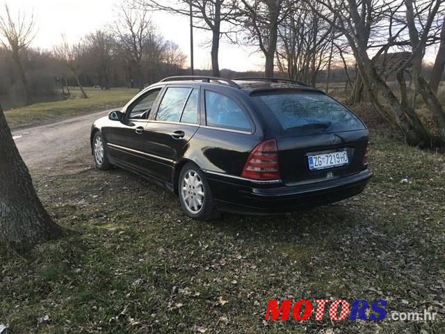2001' Mercedes-Benz C-Klasa 270 T photo #4